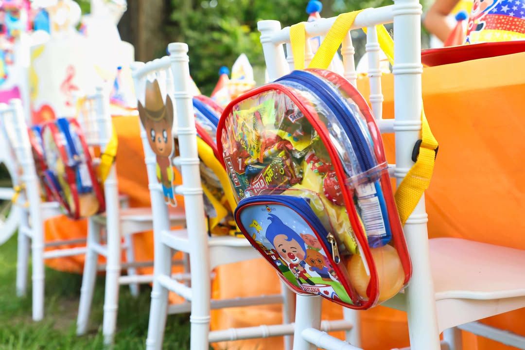 Kids Chairs Rentals