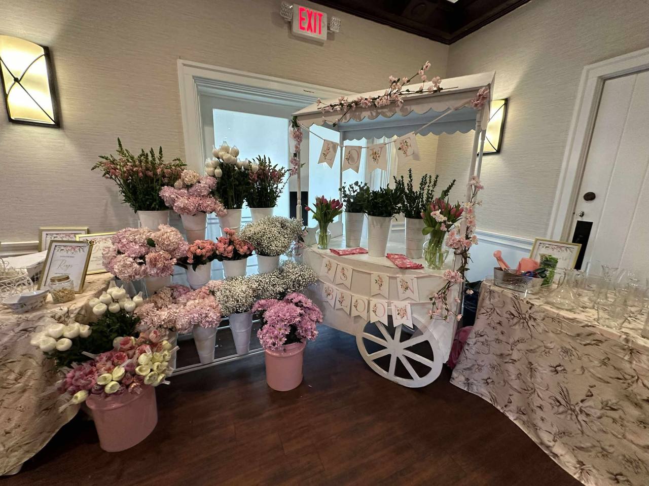 White Candy/Flower Cart Rentals
