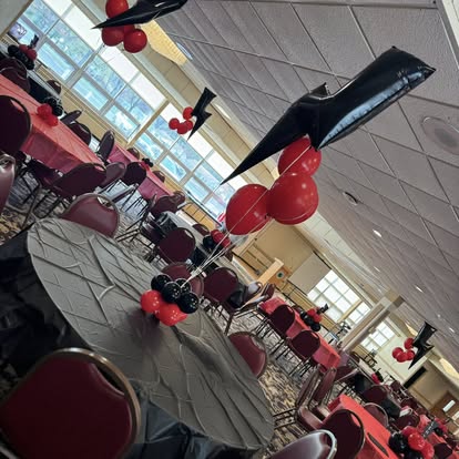 Helium Balloon Bouquets (6 Latex Solid Color ballons, 1 Theme Foil or Number Jumbo Ballon)