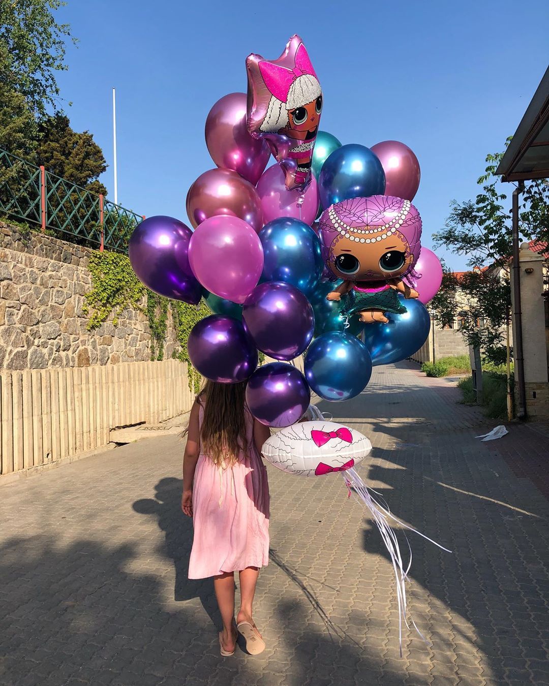 Helium Balloon Bouquets (6 Latex Solid Color ballons, 1 Theme Foil or Number Jumbo Ballon)